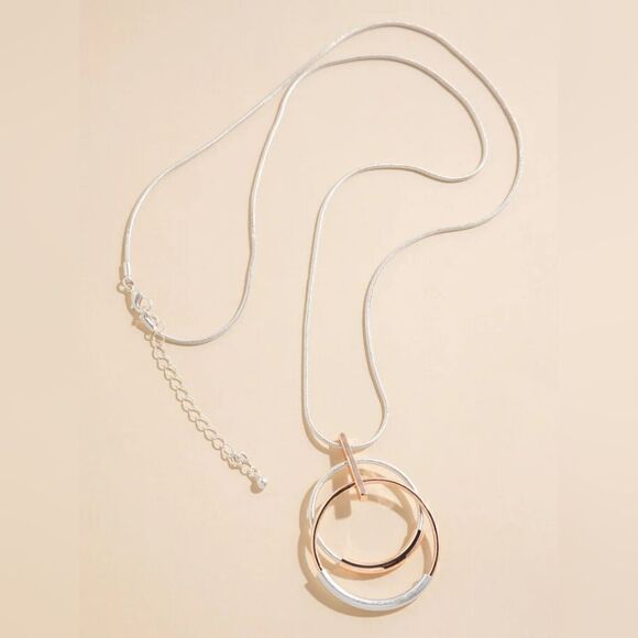 Ricki's New With Tag Long Silver Necklace With Circle Pendants - Picture 1 of 8